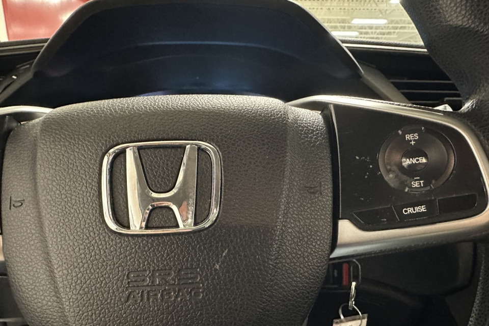 2018 Honda Civic - Image 16