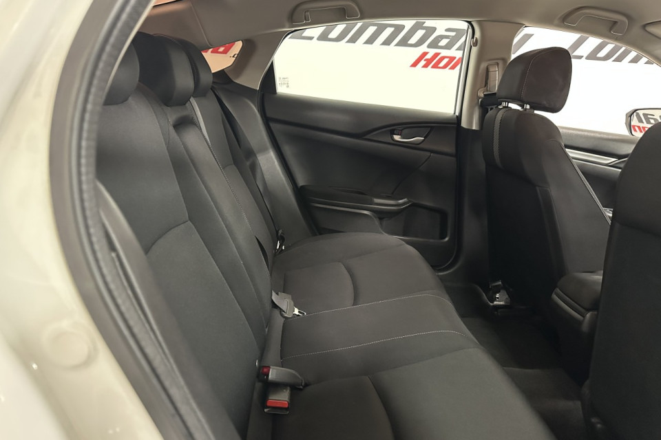 2018 Honda Civic - Image 24