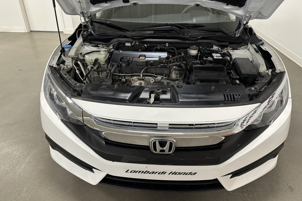 2018 Honda Civic - Image 25
