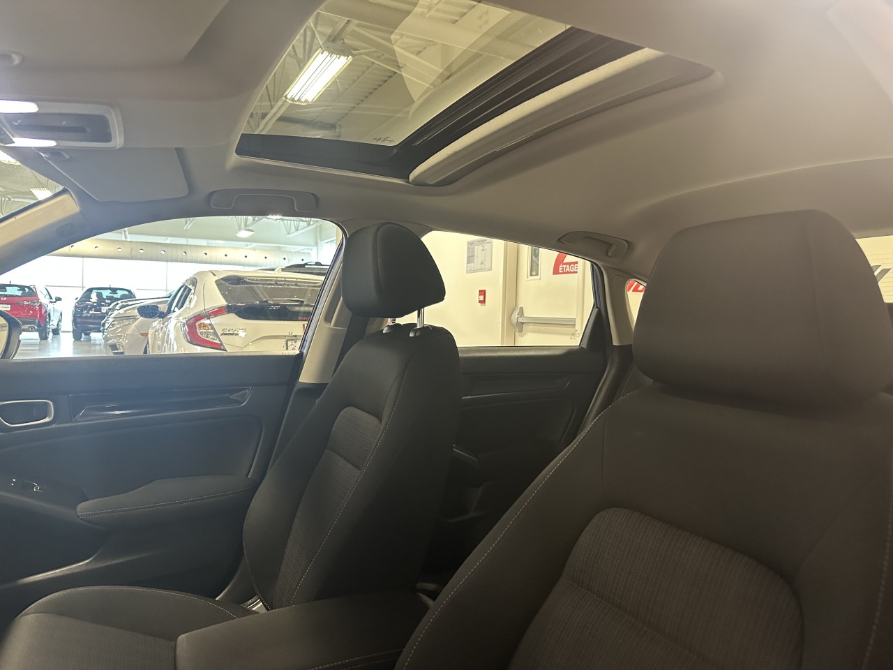 2022 Honda Civic - Image 11