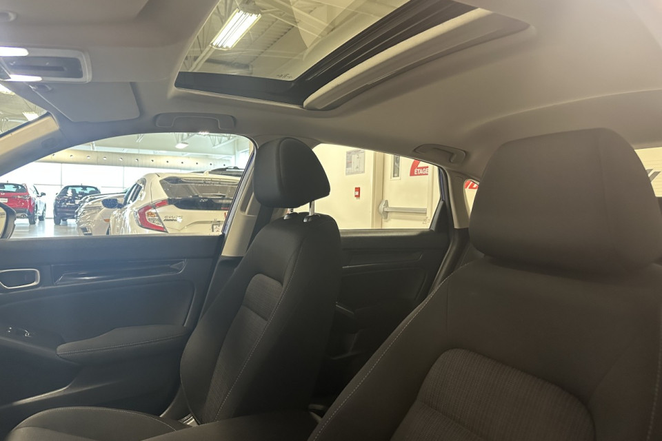 2022 Honda Civic - Image 11