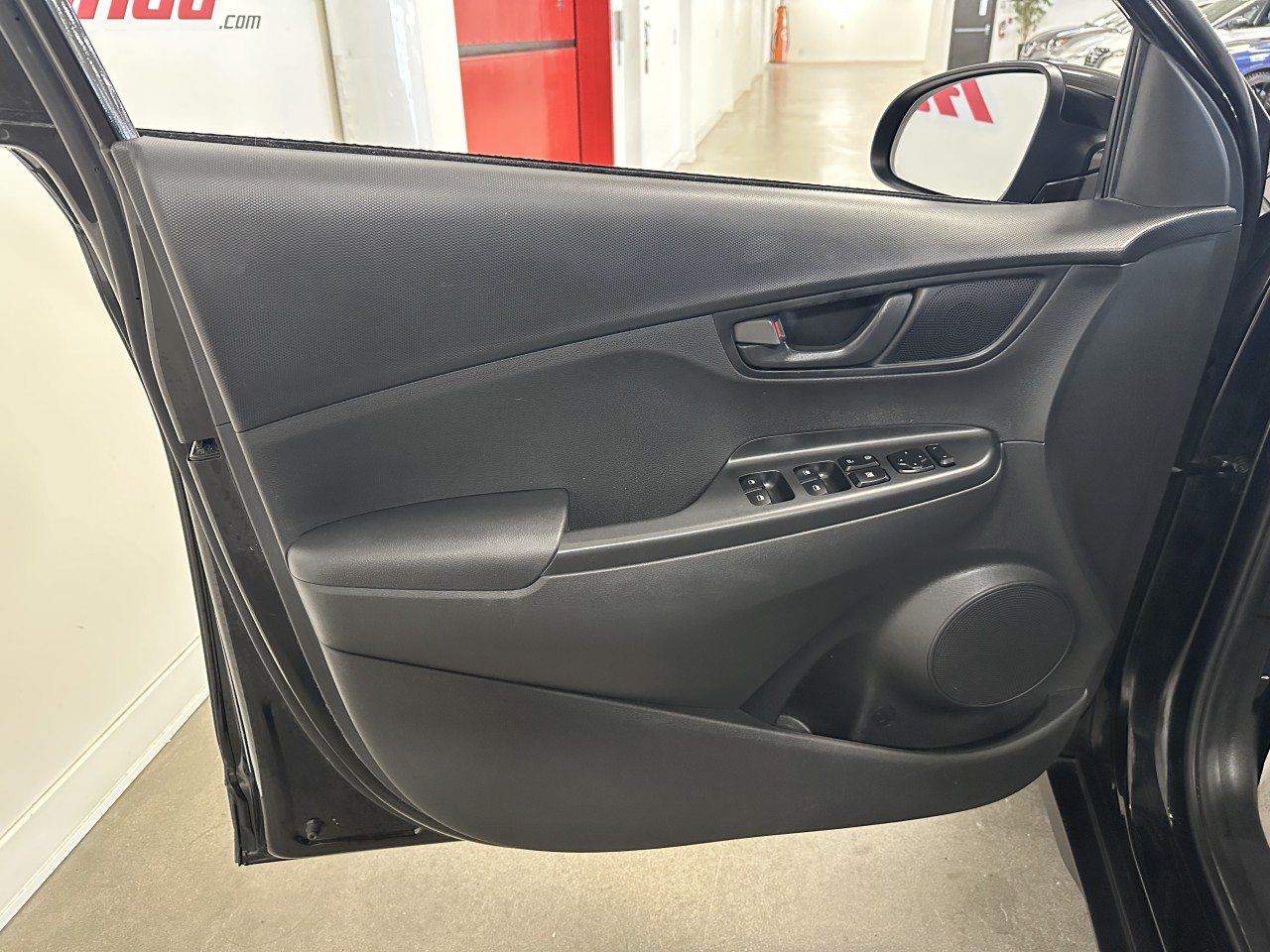 2022 Hyundai Kona - Image 20