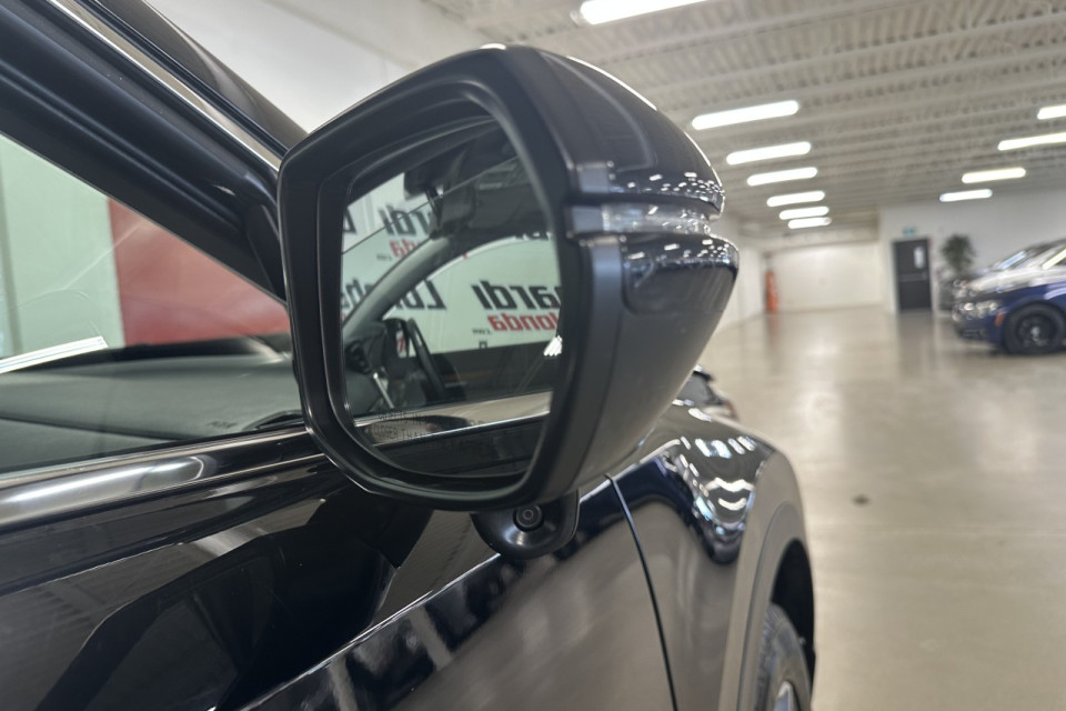 2021 Honda CR-V - Image 21