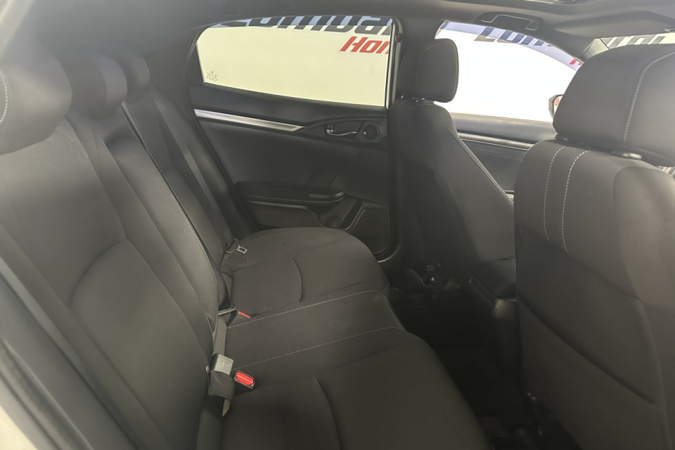2019 Honda Civic - Image 25