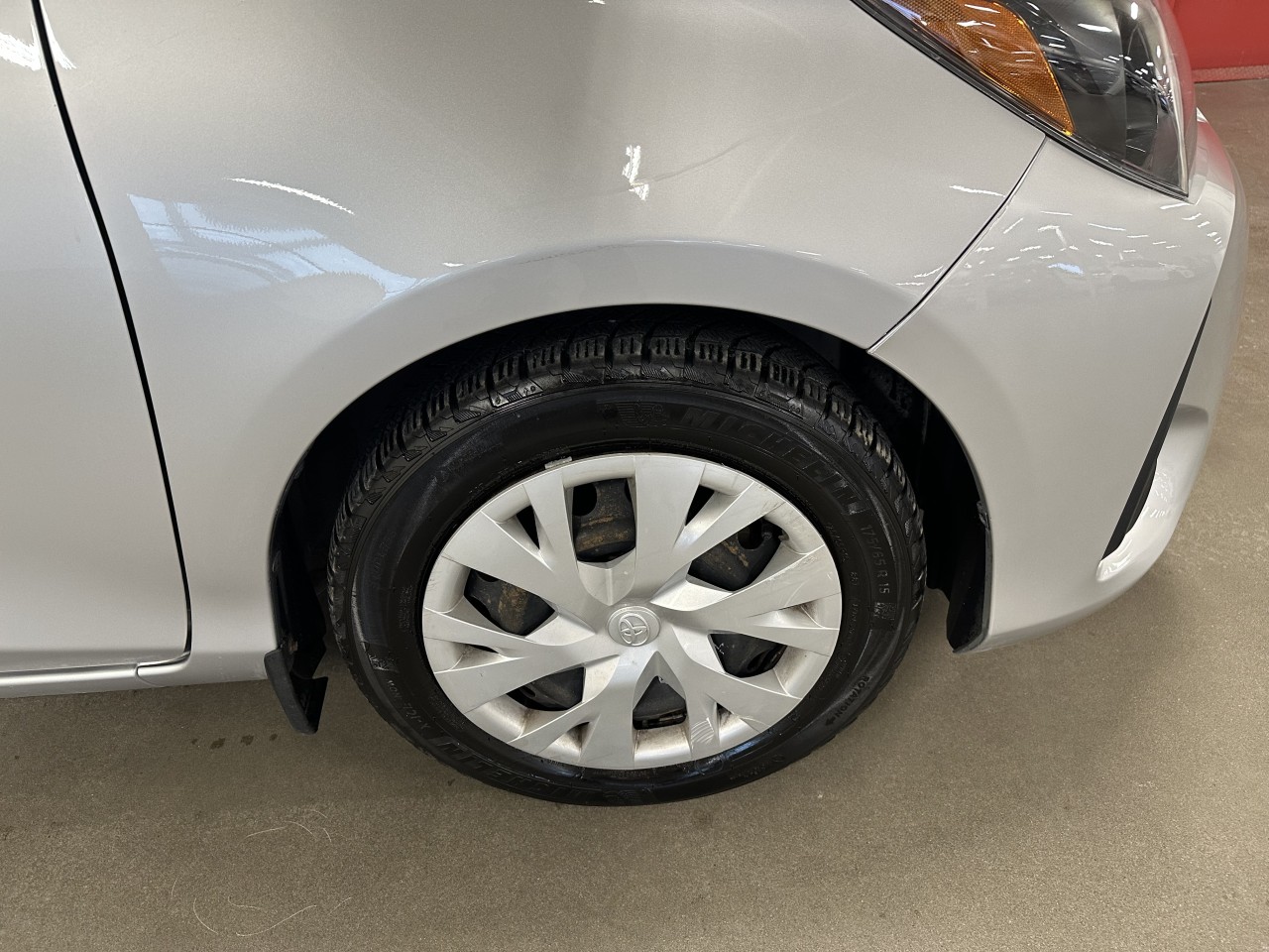 2018 Toyota Yaris - Image 6