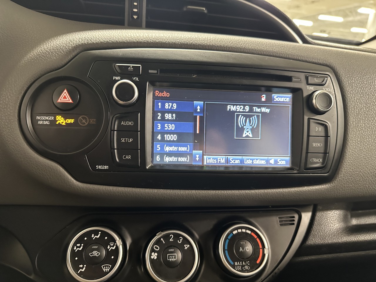 2018 Toyota Yaris - Image 12