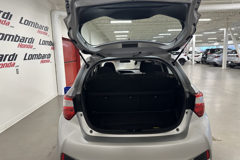 2018 Toyota Yaris - Image 18