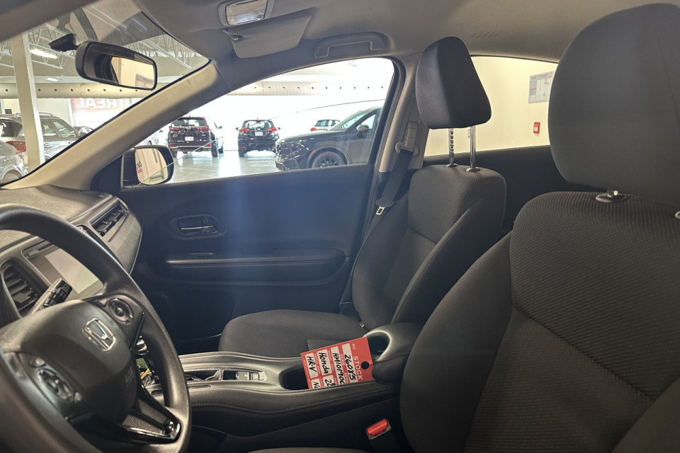 2017 Honda HR-V - Image 12