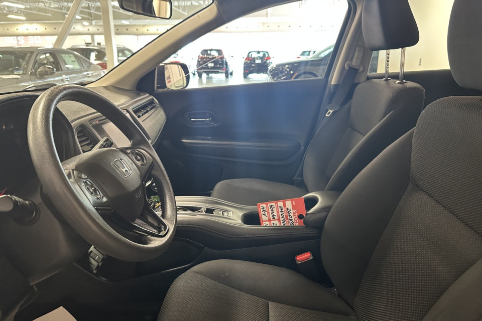 2017 Honda HR-V - Image 14