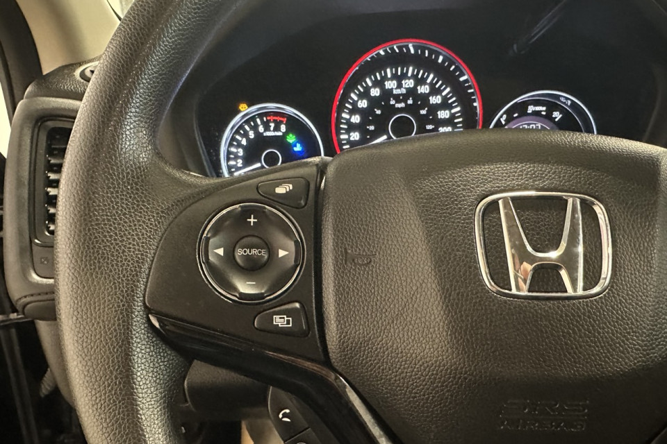 2017 Honda HR-V - Image 15