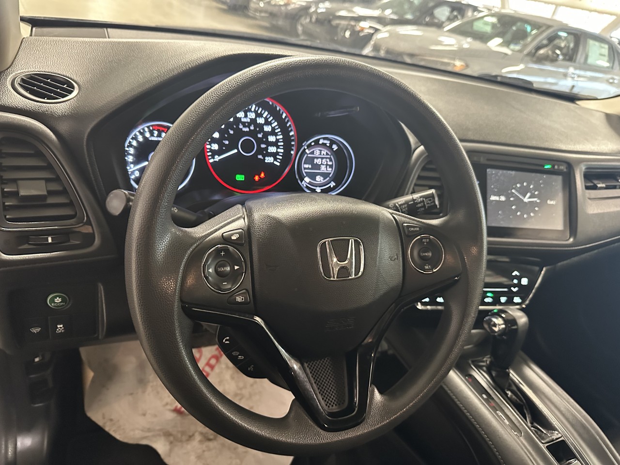2017 Honda HR-V - Image 18