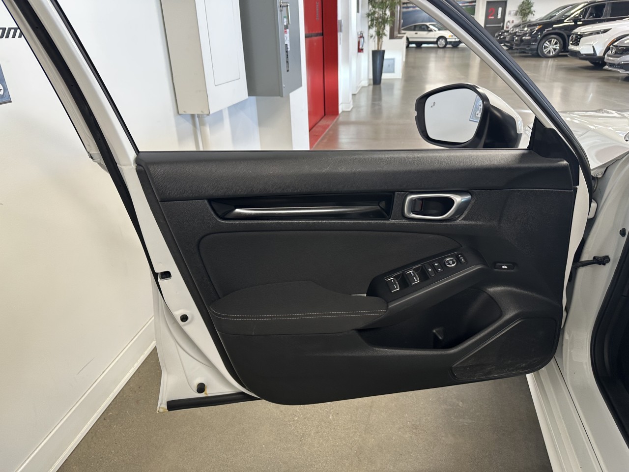 2023 Honda Civic - Image 11