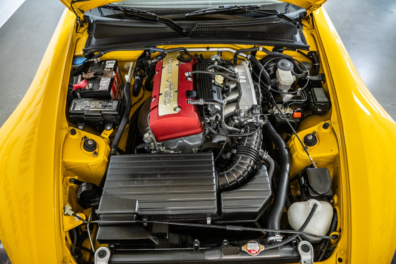 2005 Honda S2000 - Image 9