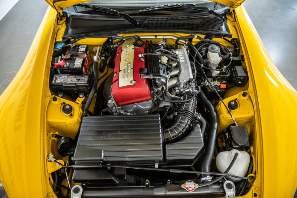 2005 Honda S2000 - Image 9