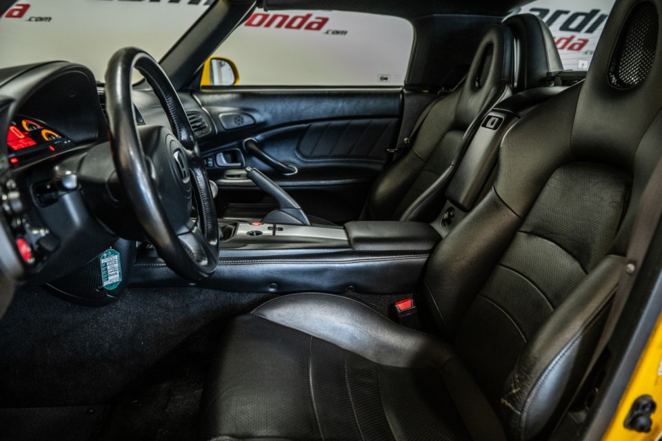 2005 Honda S2000 - Image 11