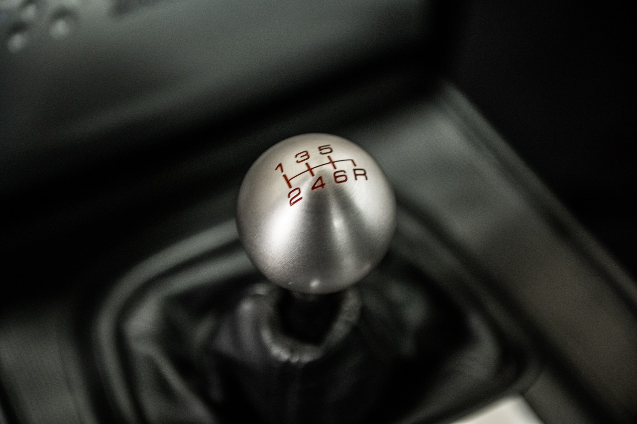 2005 Honda S2000 - Image 21