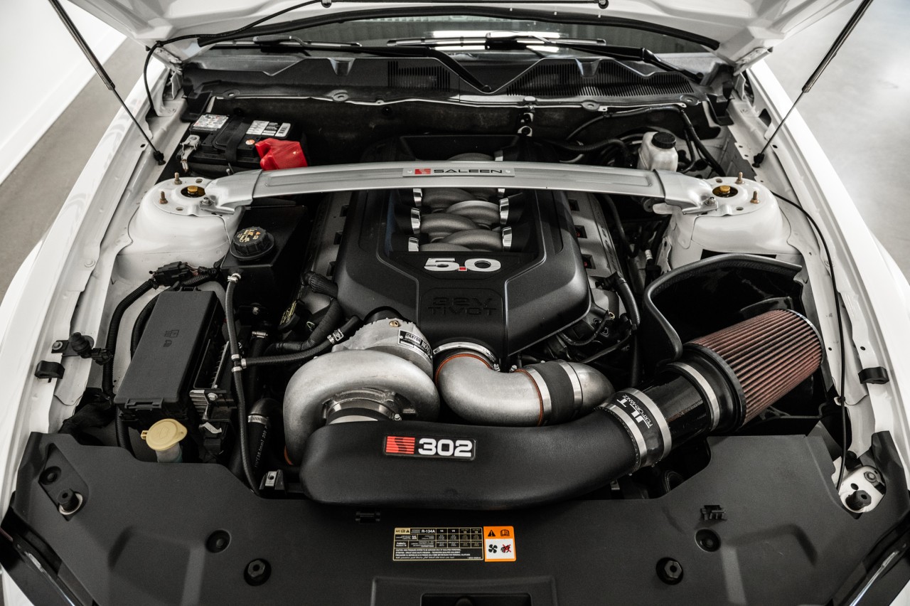 2011 Ford Mustang - Image 10