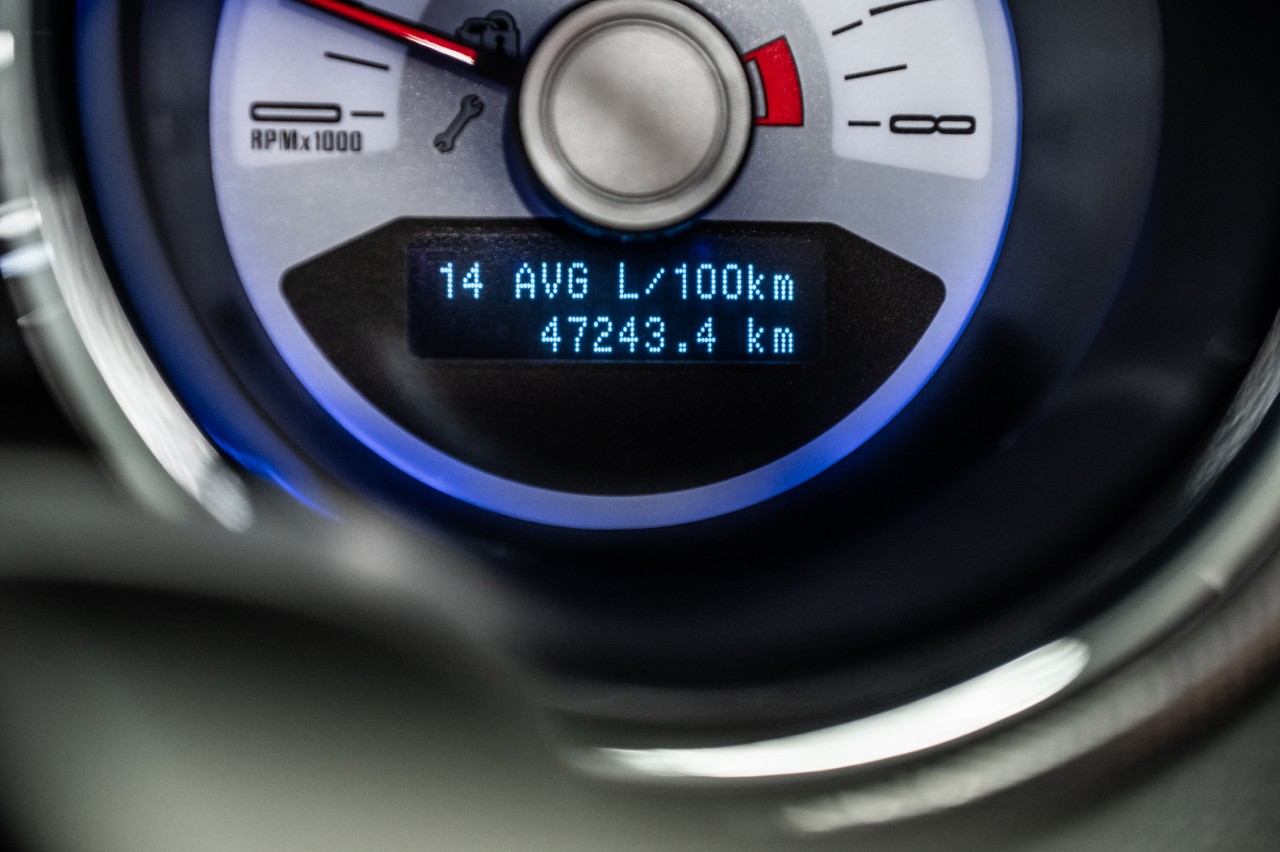 2011 Ford Mustang - Image 18