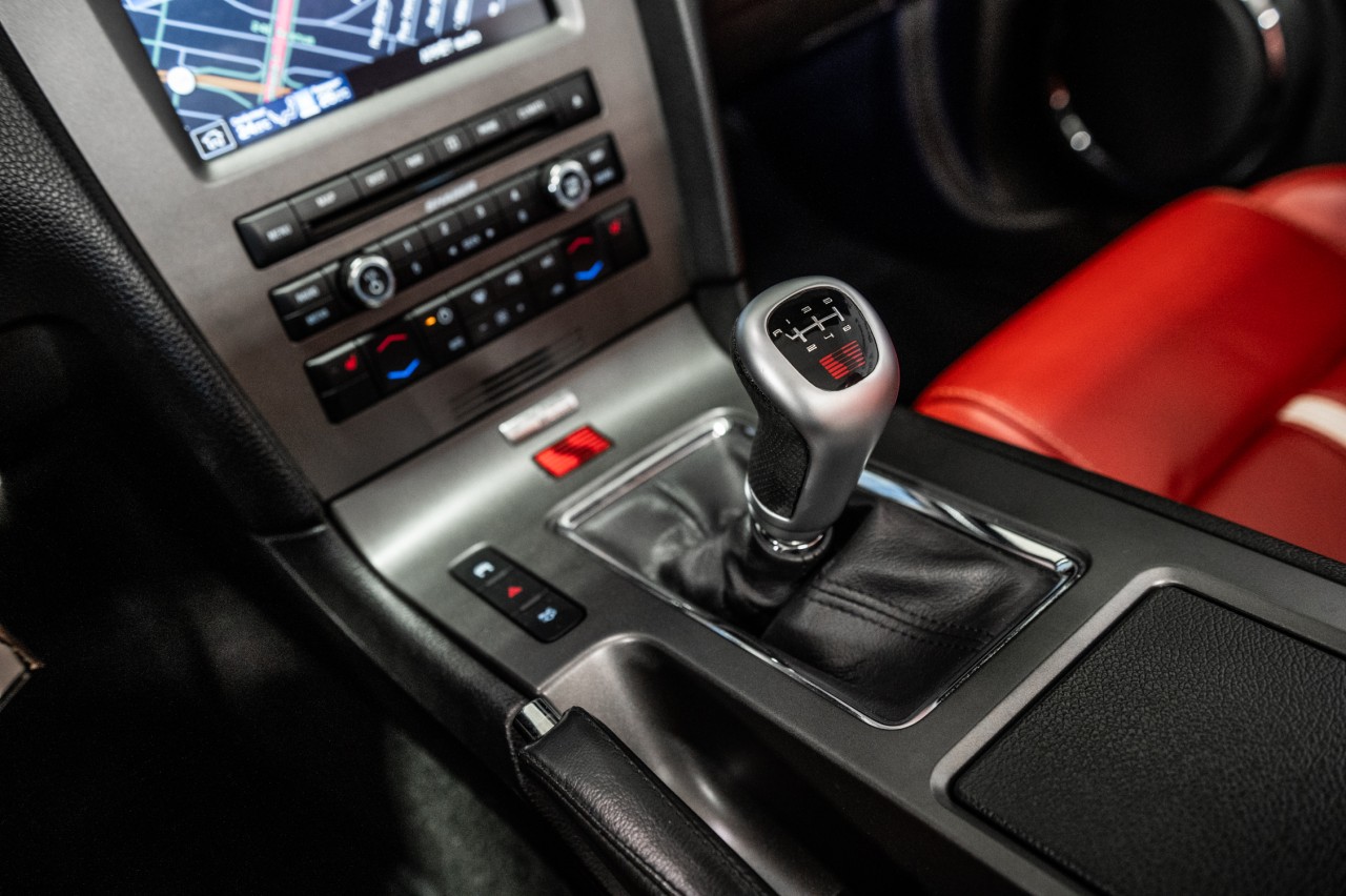 2011 Ford Mustang - Image 23