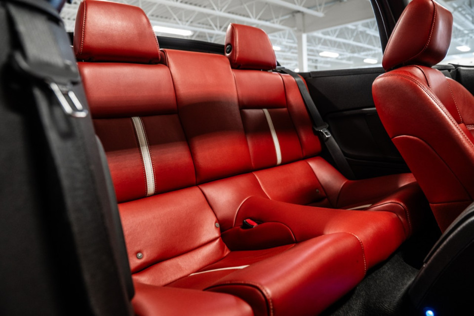 2011 Ford Mustang - Image 26