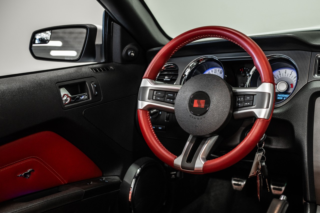 2011 Ford Mustang - Image 28