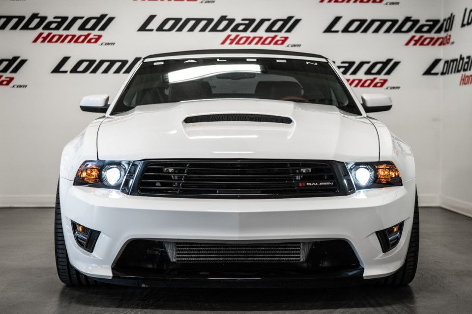 2011 Ford Mustang - Image 32