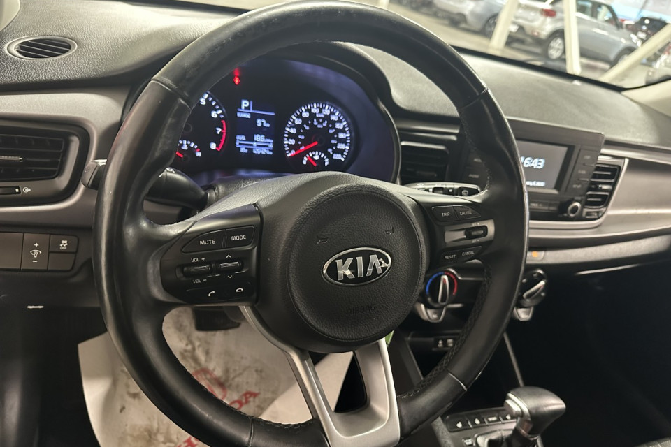 2018 Kia Rio - Image 17