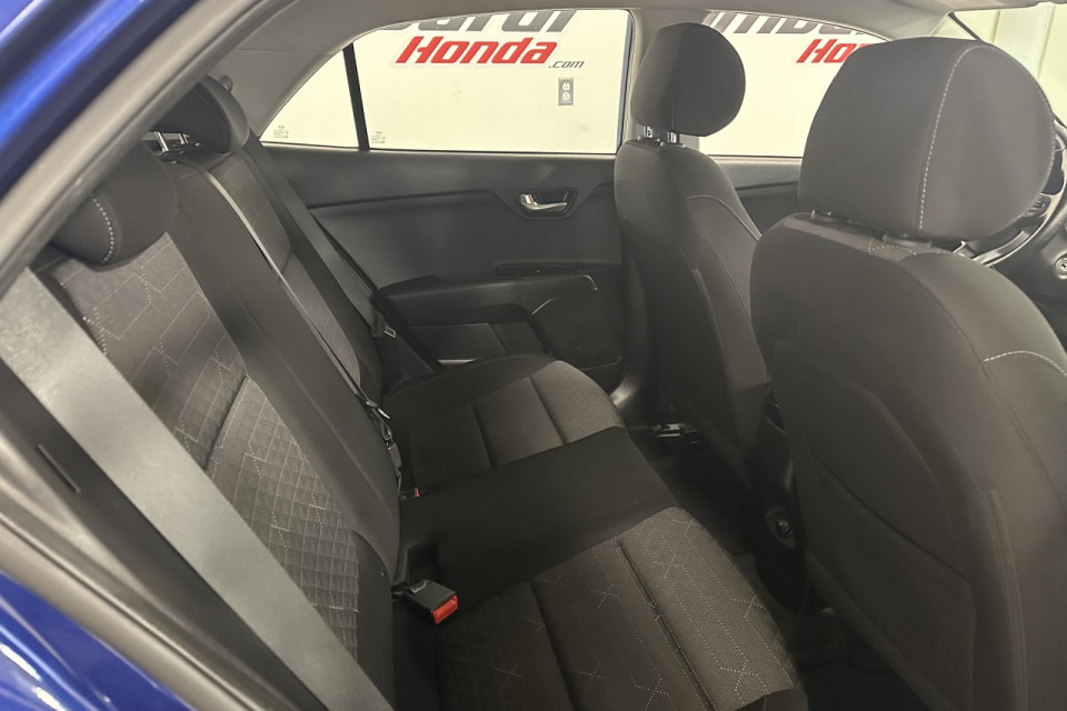 2018 Kia Rio - Image 21