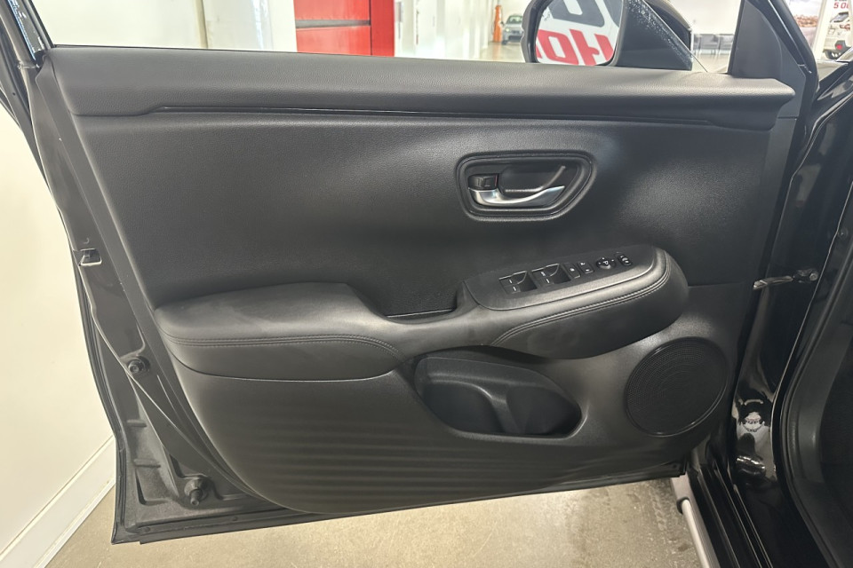 2023 Honda HR-V - Image 9