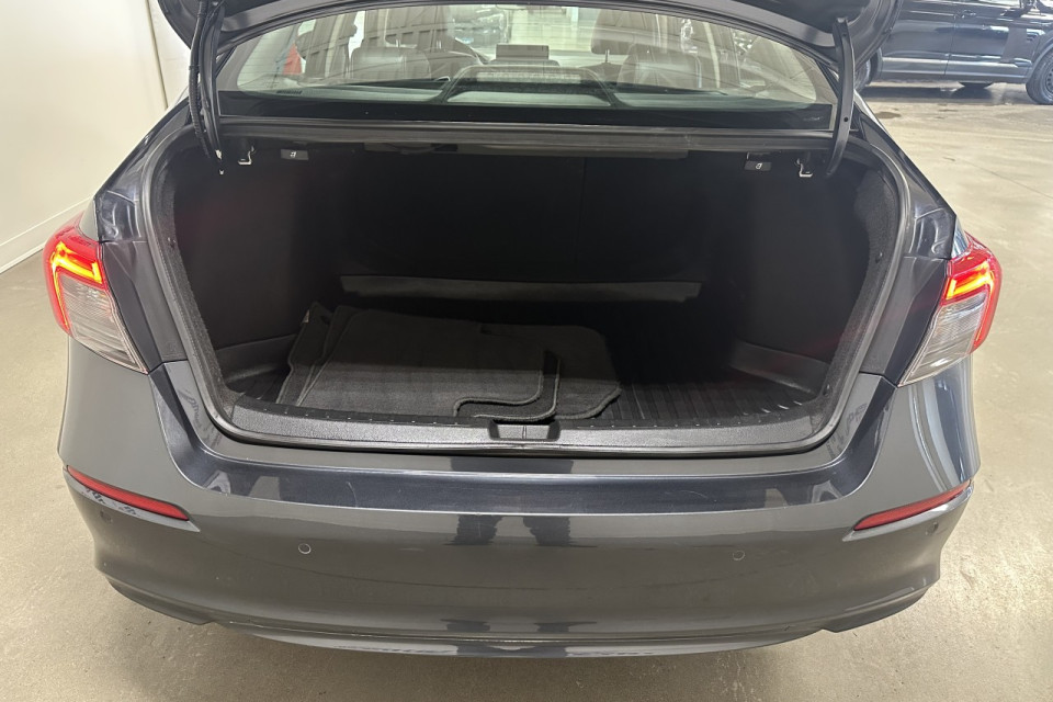 2023 Honda Civic - Image 21