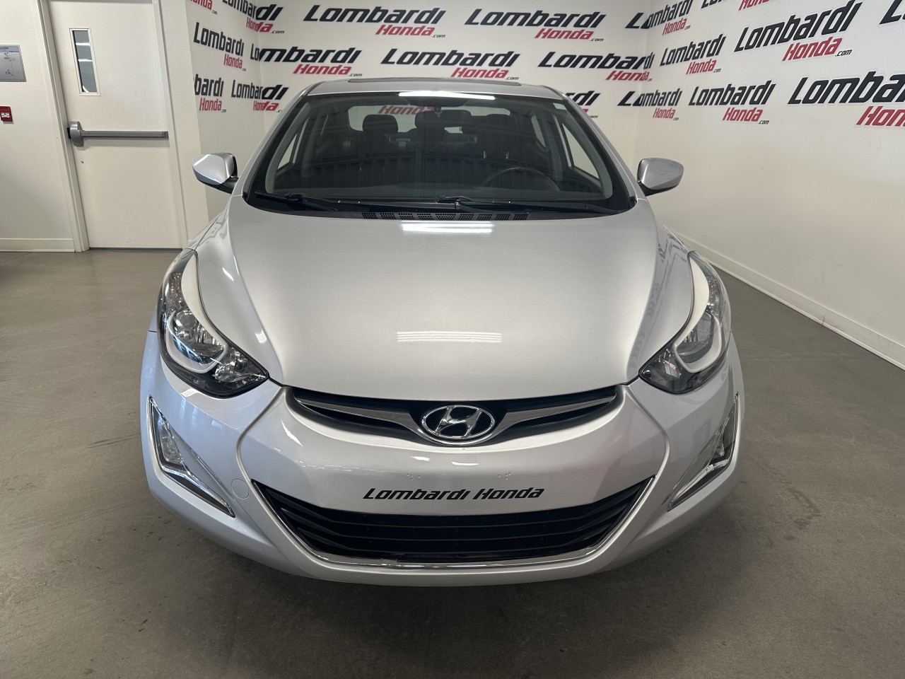 2015 Hyundai Elantra - Image 3