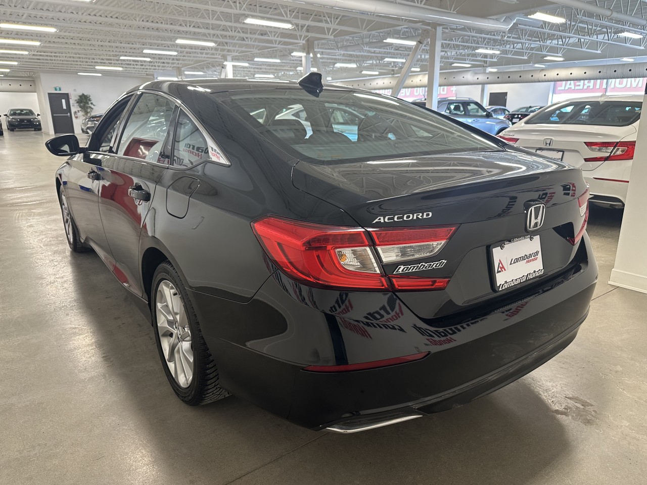 2019 Honda Accord - Image 11