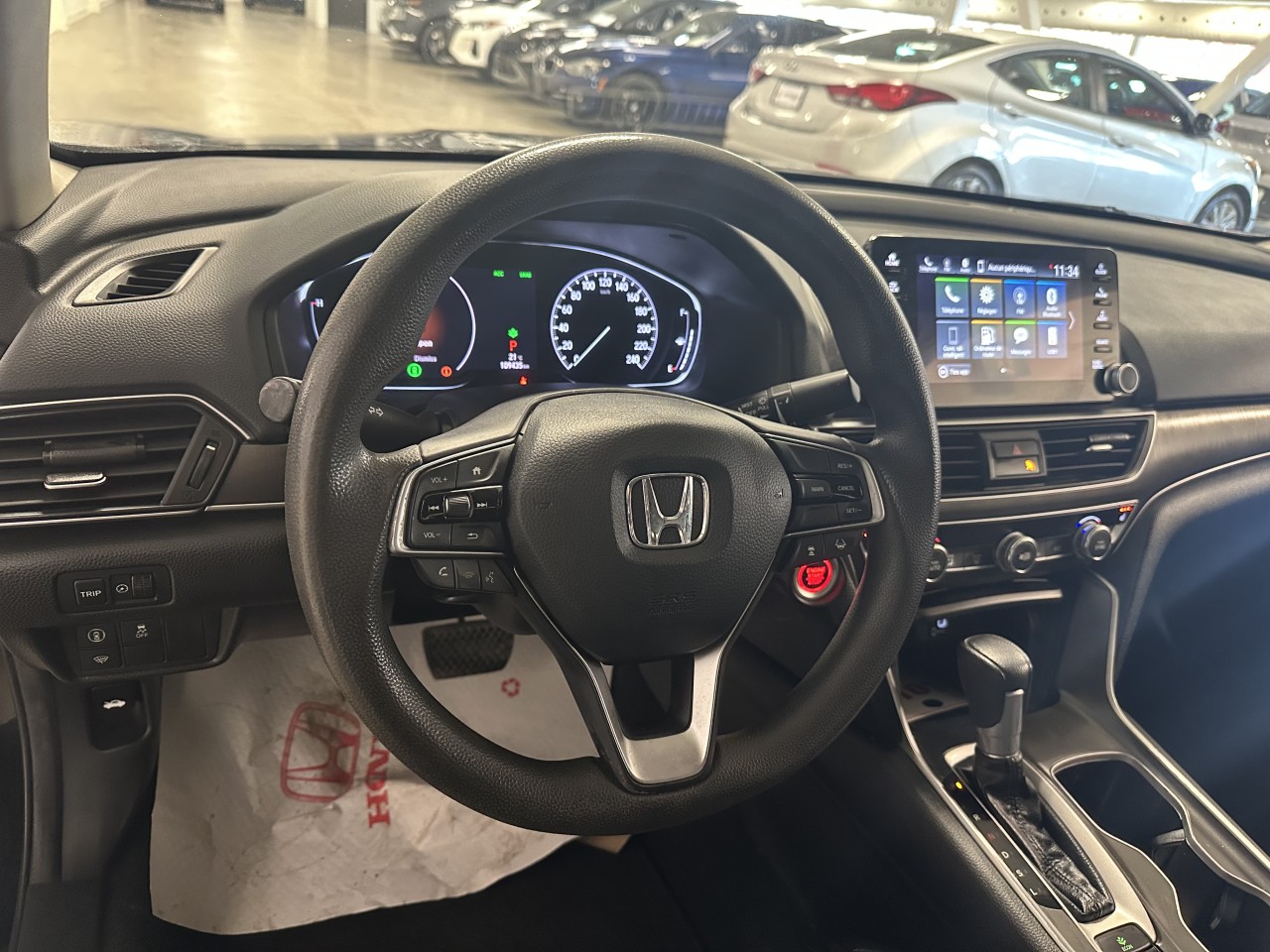 2019 Honda Accord - Image 19