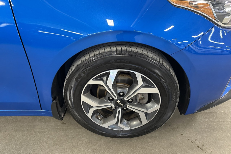 2021 Kia Forte - Image 5