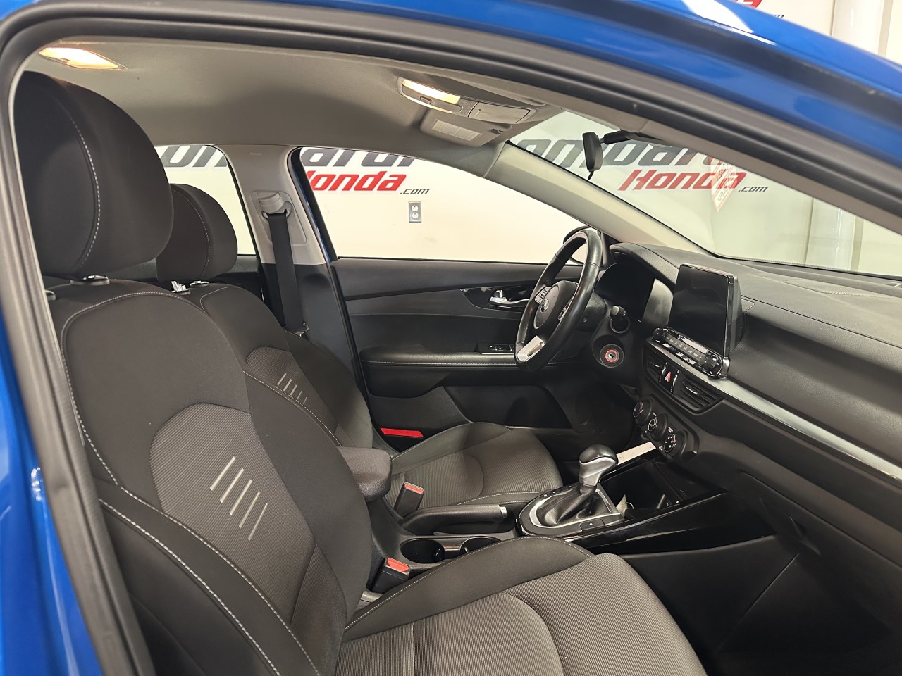 2021 Kia Forte - Image 19