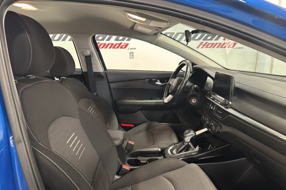 2021 Kia Forte - Image 19