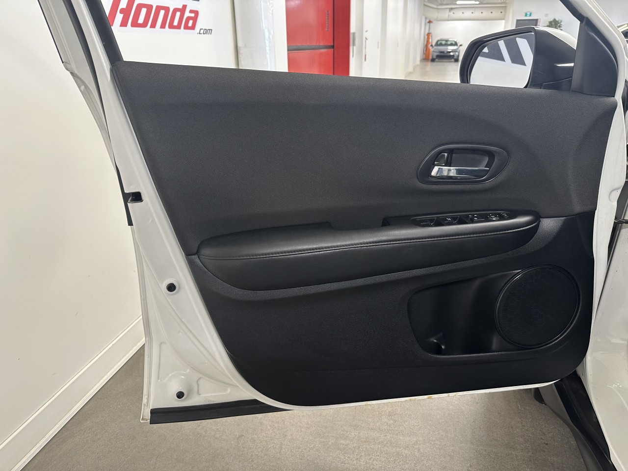 2021 Honda HR-V - Image 11