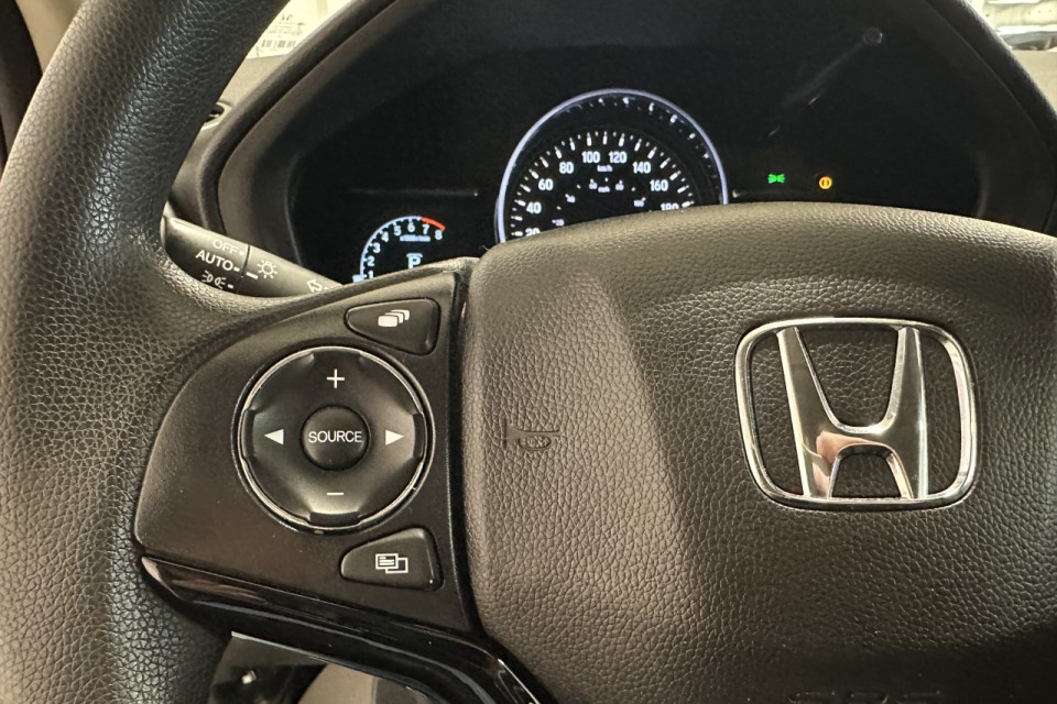 2021 Honda HR-V - Image 13