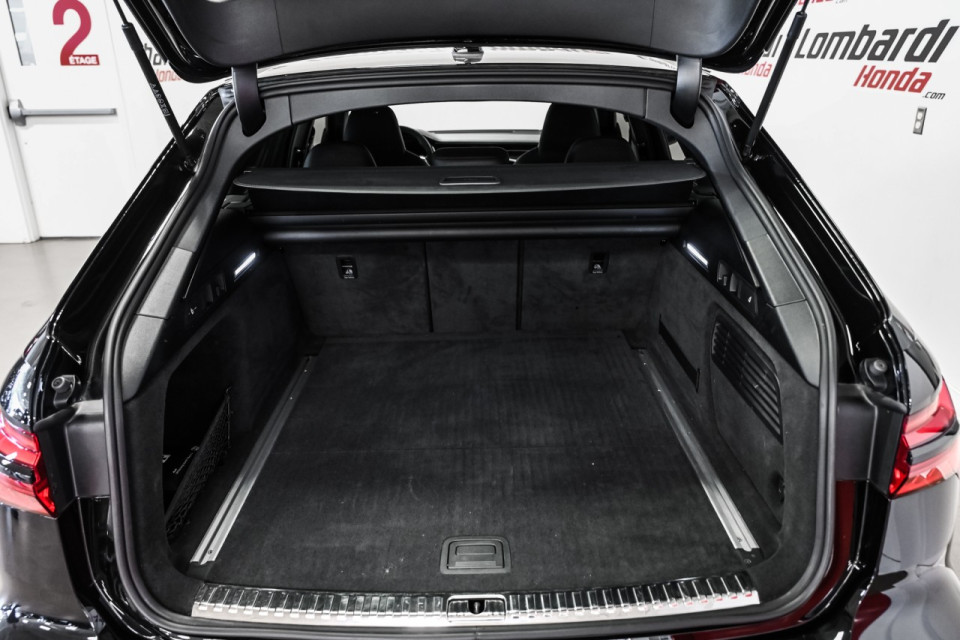 2024 Audi RS6 - Image 9