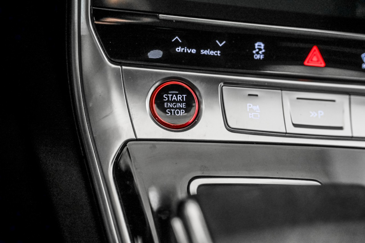 2024 Audi RS6 - Image 20