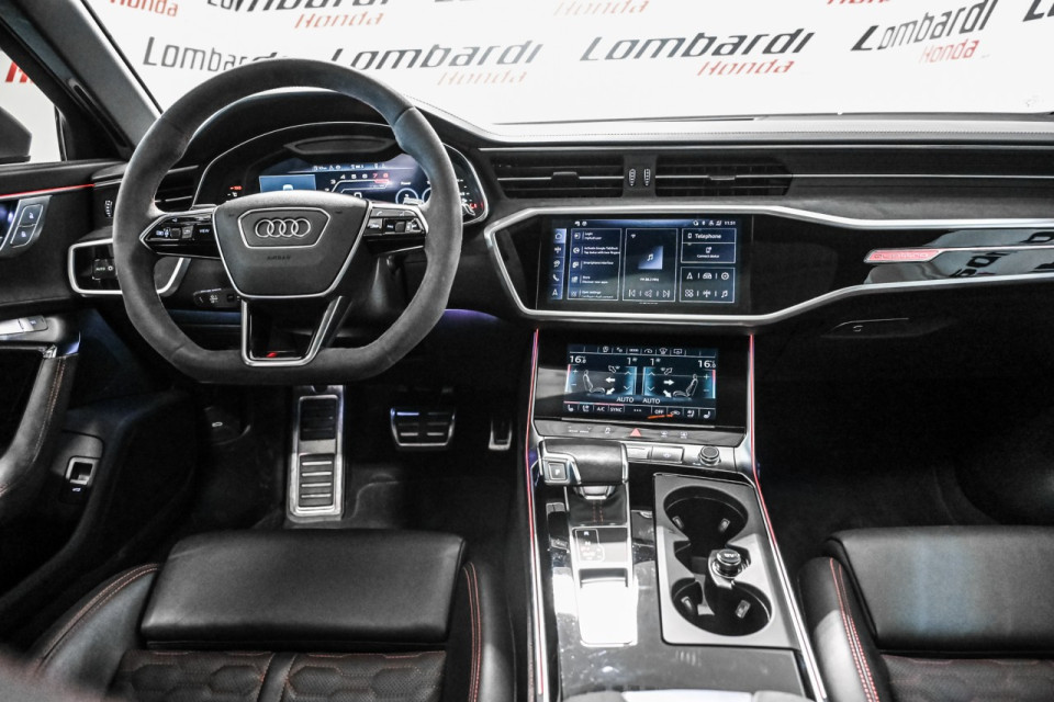 2024 Audi RS6 - Image 27