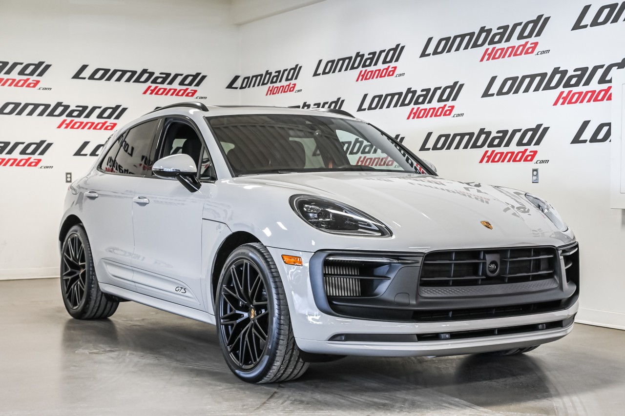 2025 Porsche Macan - Image 1