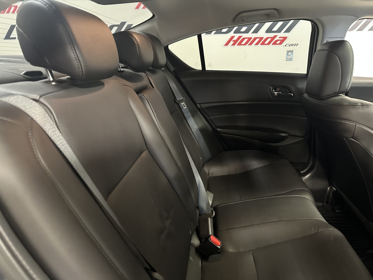 2017 Acura ILX - Image 14