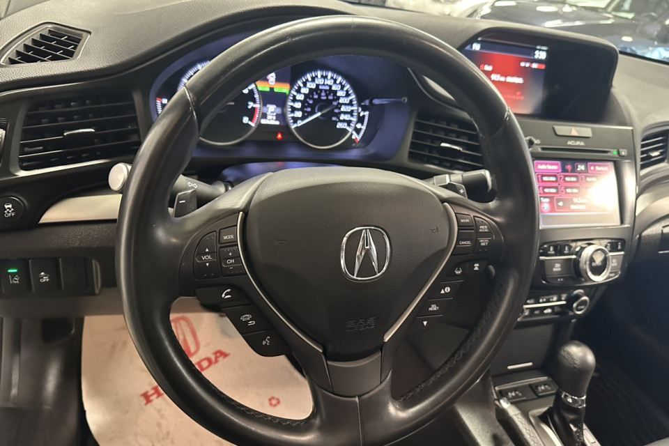 2017 Acura ILX - Image 22