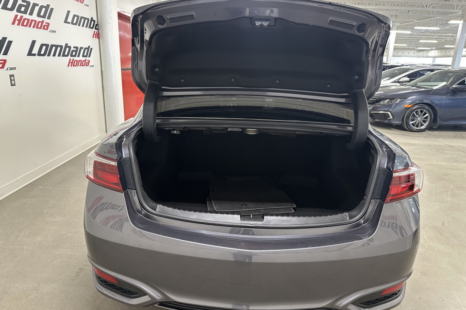 2017 Acura ILX - Image 23