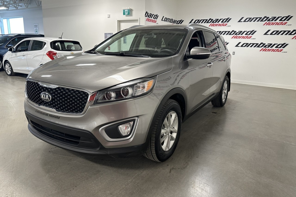 2017 Kia Sorento - Image 4