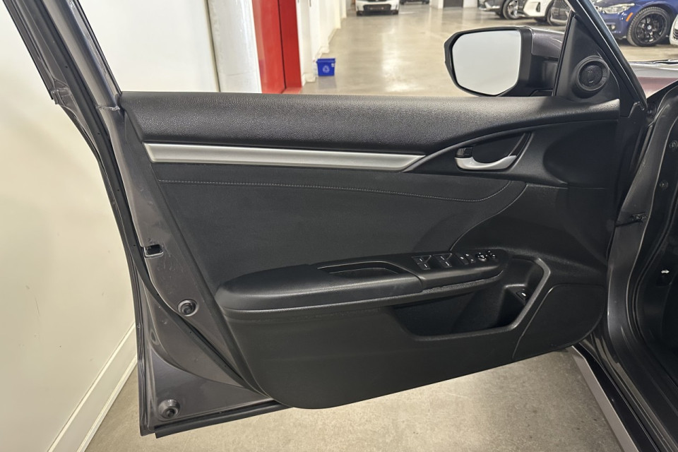 2021 Honda Civic - Image 11