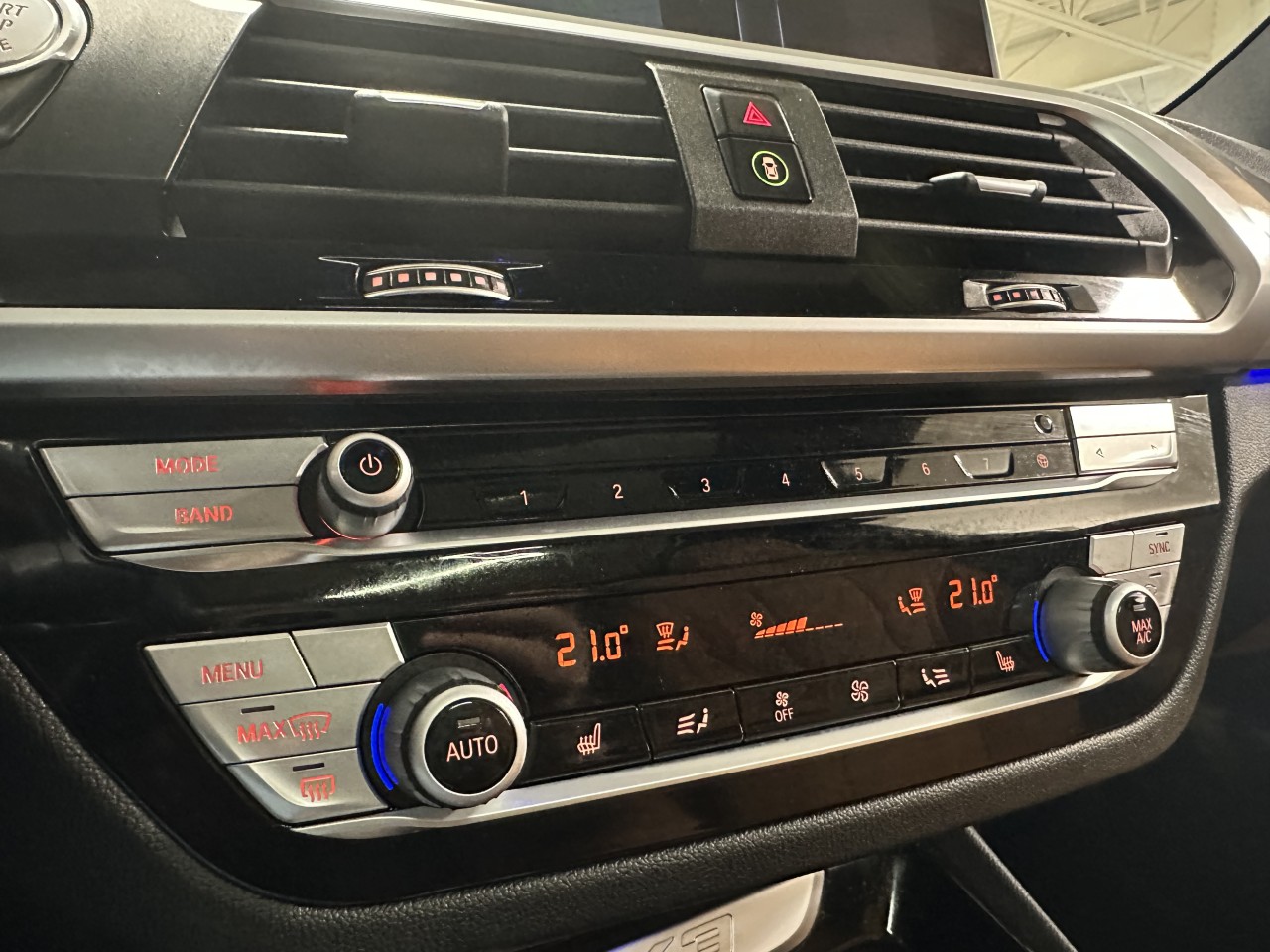 2021 BMW X3 - Image 17