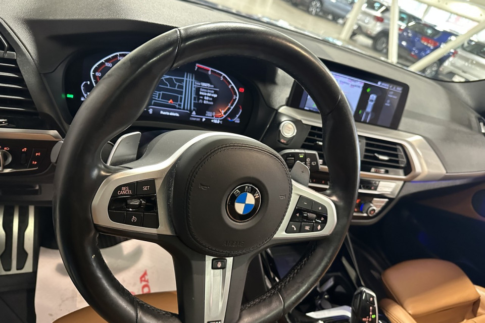 2021 BMW X3 - Image 18