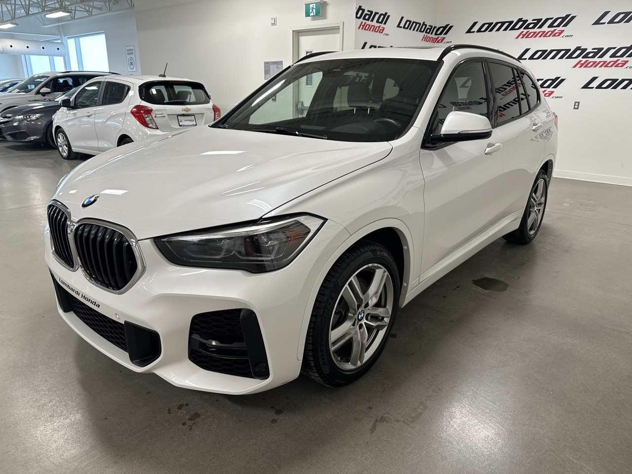2020 BMW X1 - Image 4